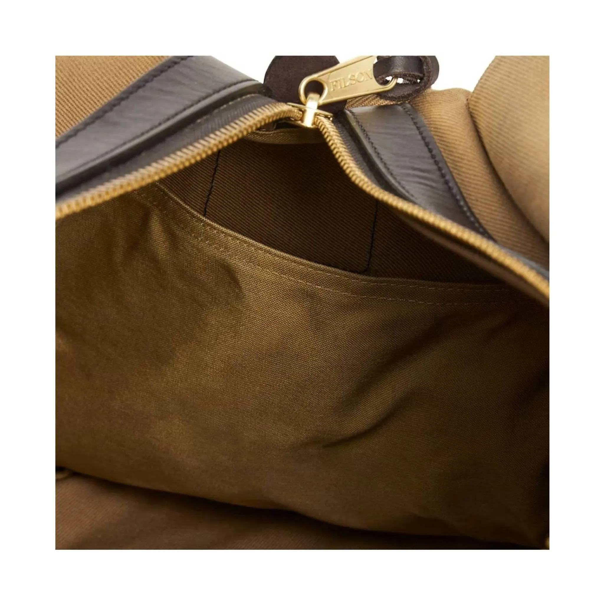 Filson Medium Duffle Bag - Tan