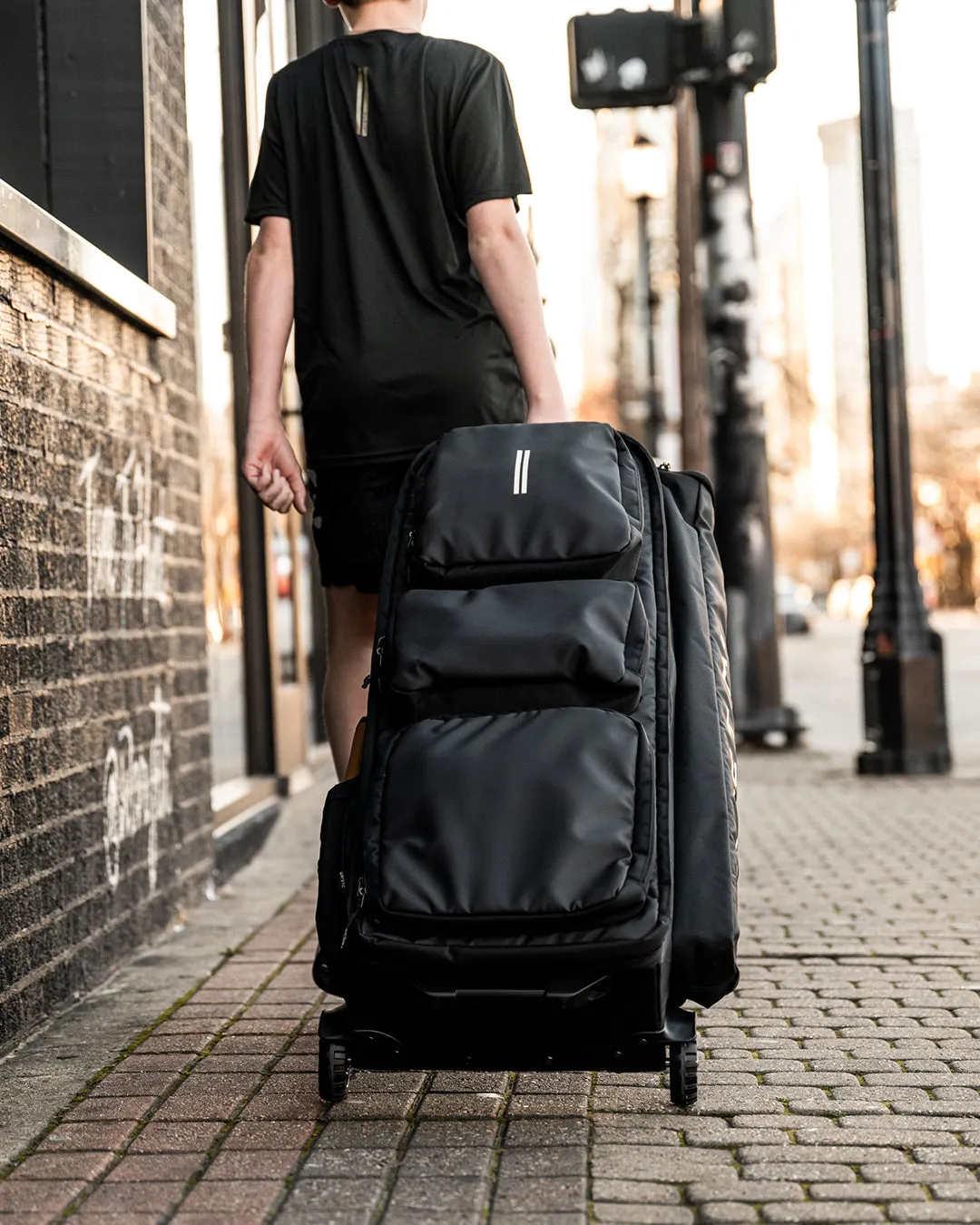 WARRIOR CATCHERS WHEELED BAG (BLACK)
